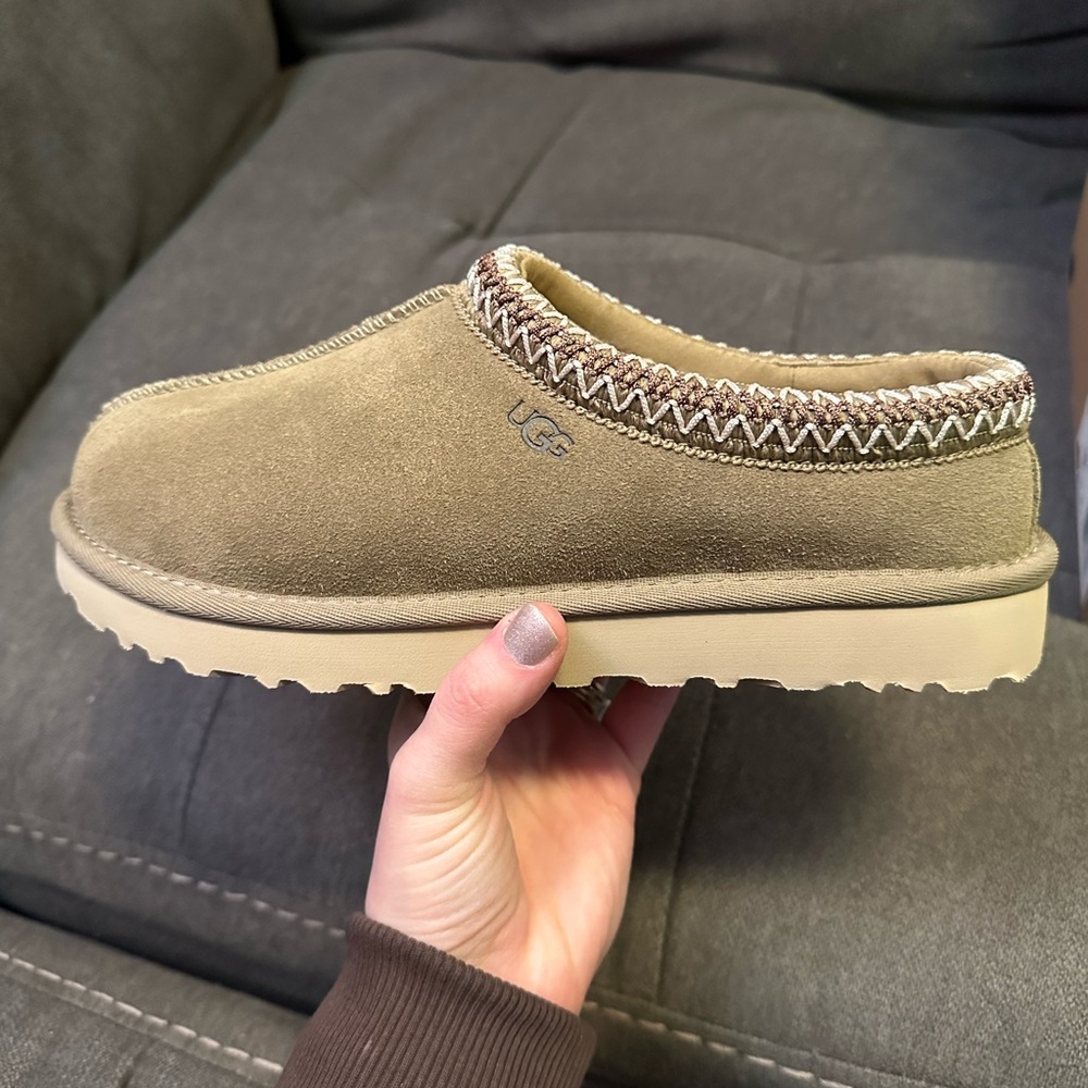 Brand new UGG Tasman slippers